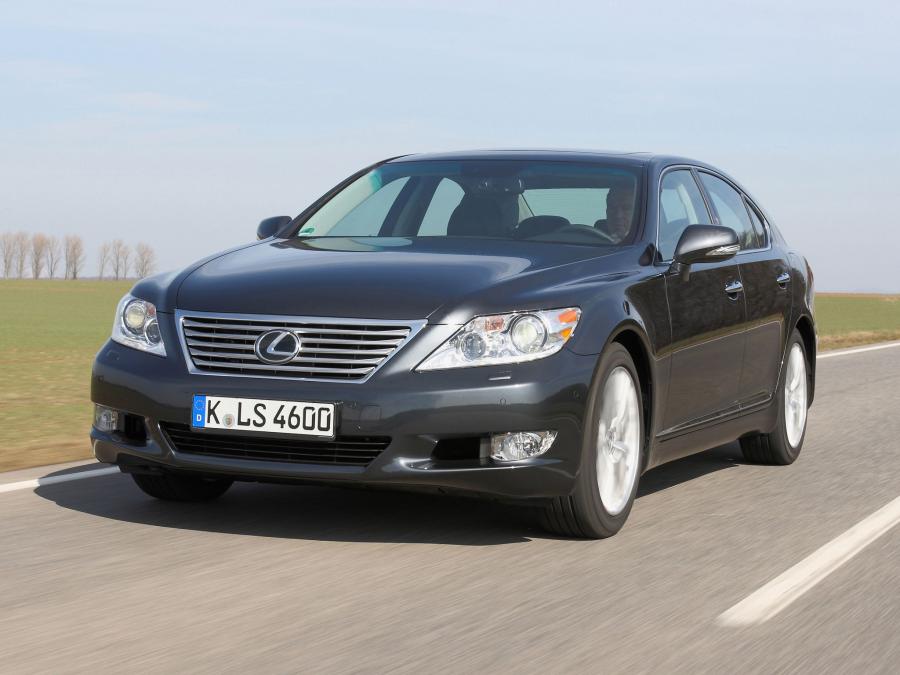  Lexus LS460 2009 года  (EU) (фото 2 из 12)